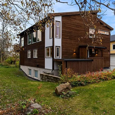 High-end Sentralt I *