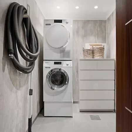 High-end Sentralt I *